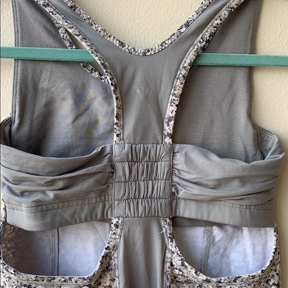 Lululemon Tone It Tank - Picture 6 of 8